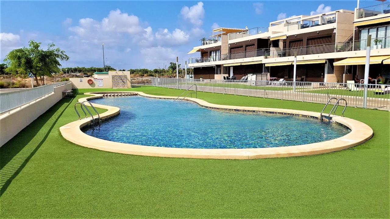 Penthouse 2 Bedrooms In Mil Palmeras Pilar de la Horadada Exterior foto