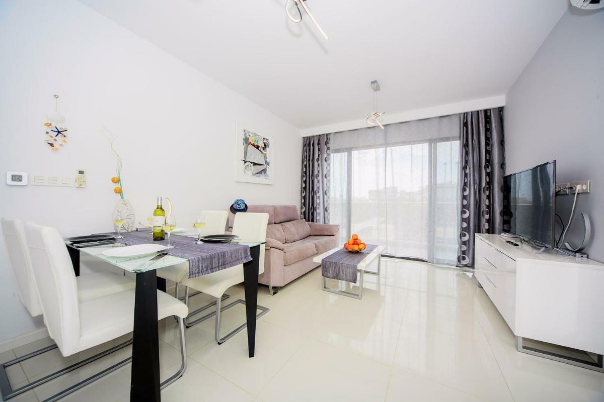Penthouse 2 Bedrooms In Mil Palmeras Pilar de la Horadada Exterior foto